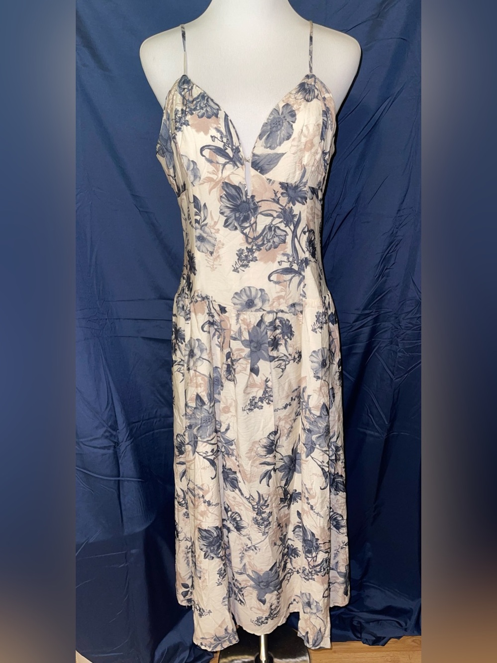 Storia Spaghetti-Strap Floral Midi Dress - Blue & Cream